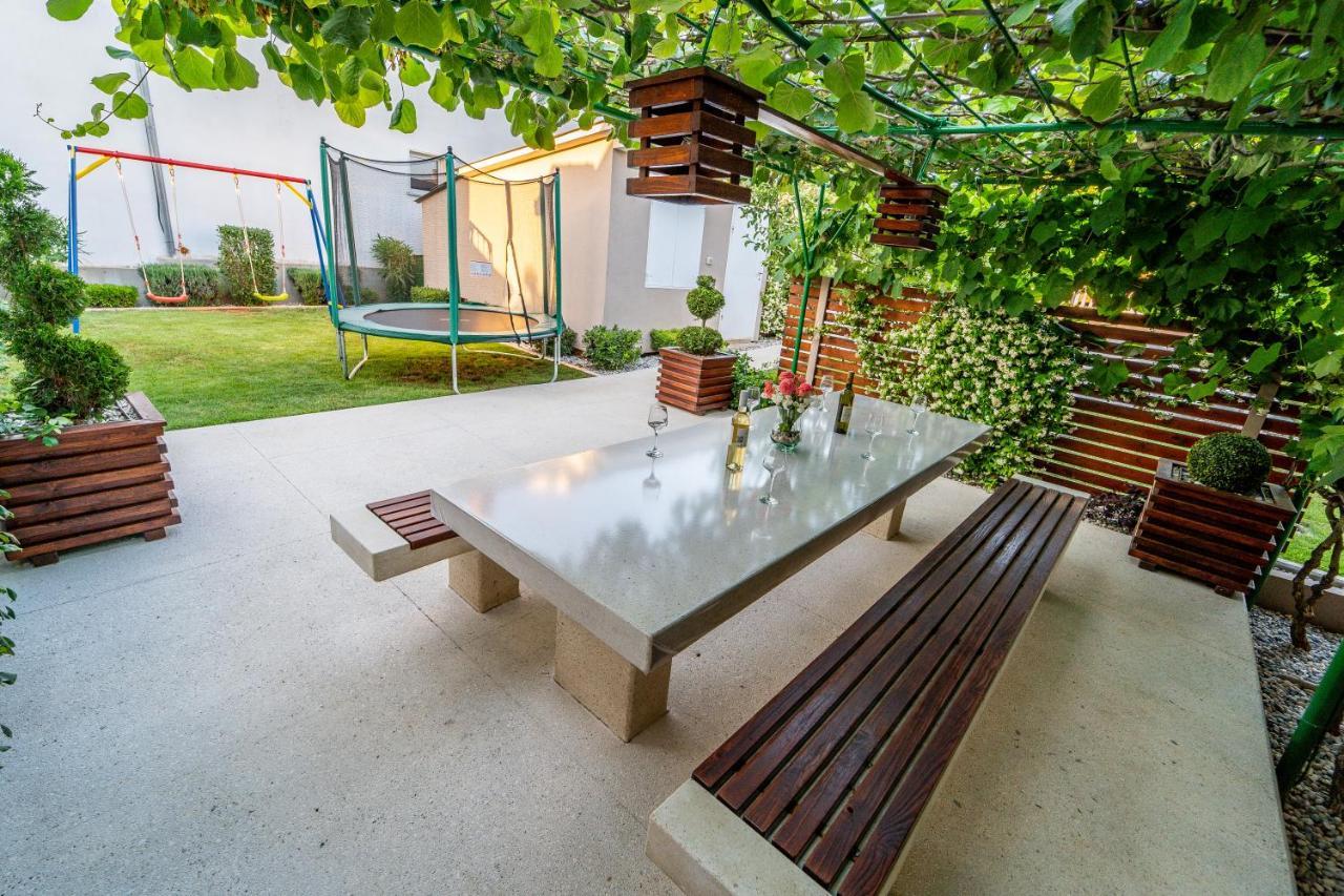 Apartment Suncica PUY Exterior foto