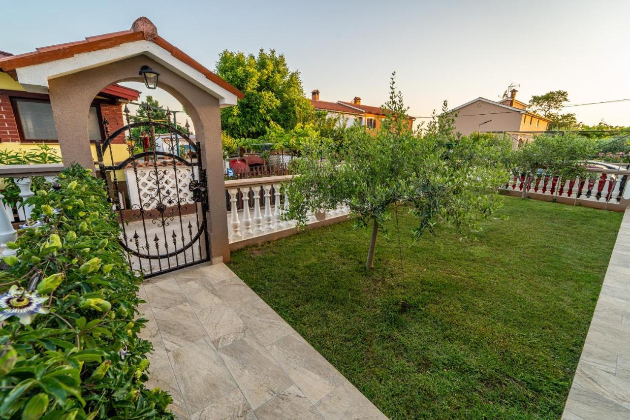 Apartment Suncica PUY Exterior foto