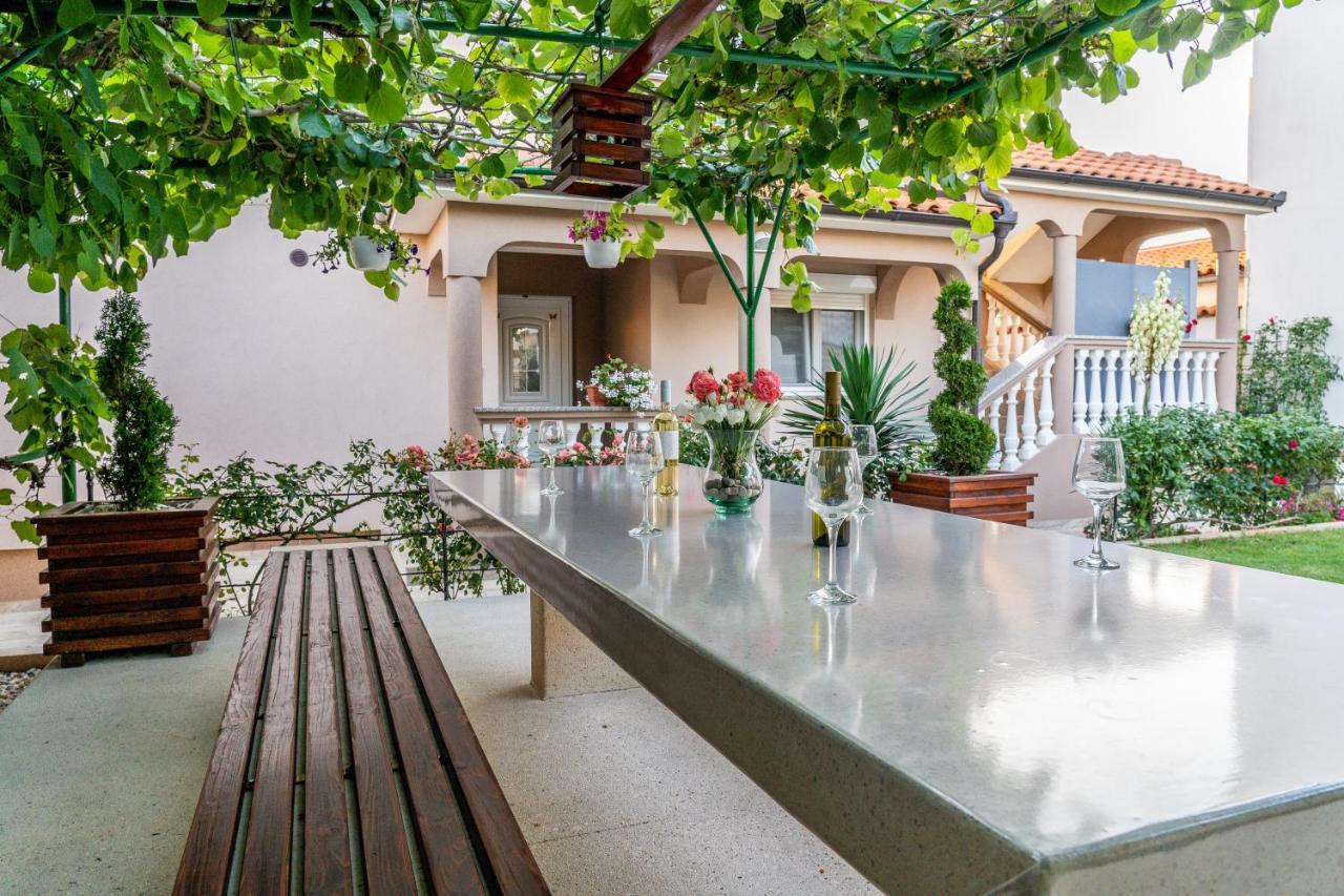 Apartment Suncica PUY Exterior foto