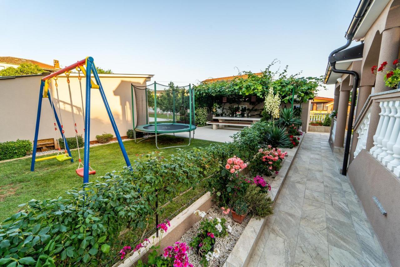 Apartment Suncica PUY Exterior foto