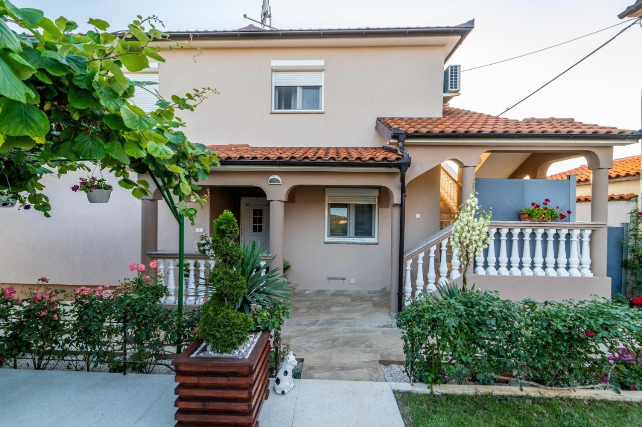 Apartment Suncica PUY Exterior foto