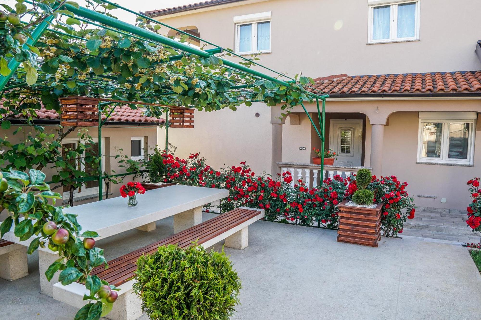 Apartment Suncica PUY Exterior foto
