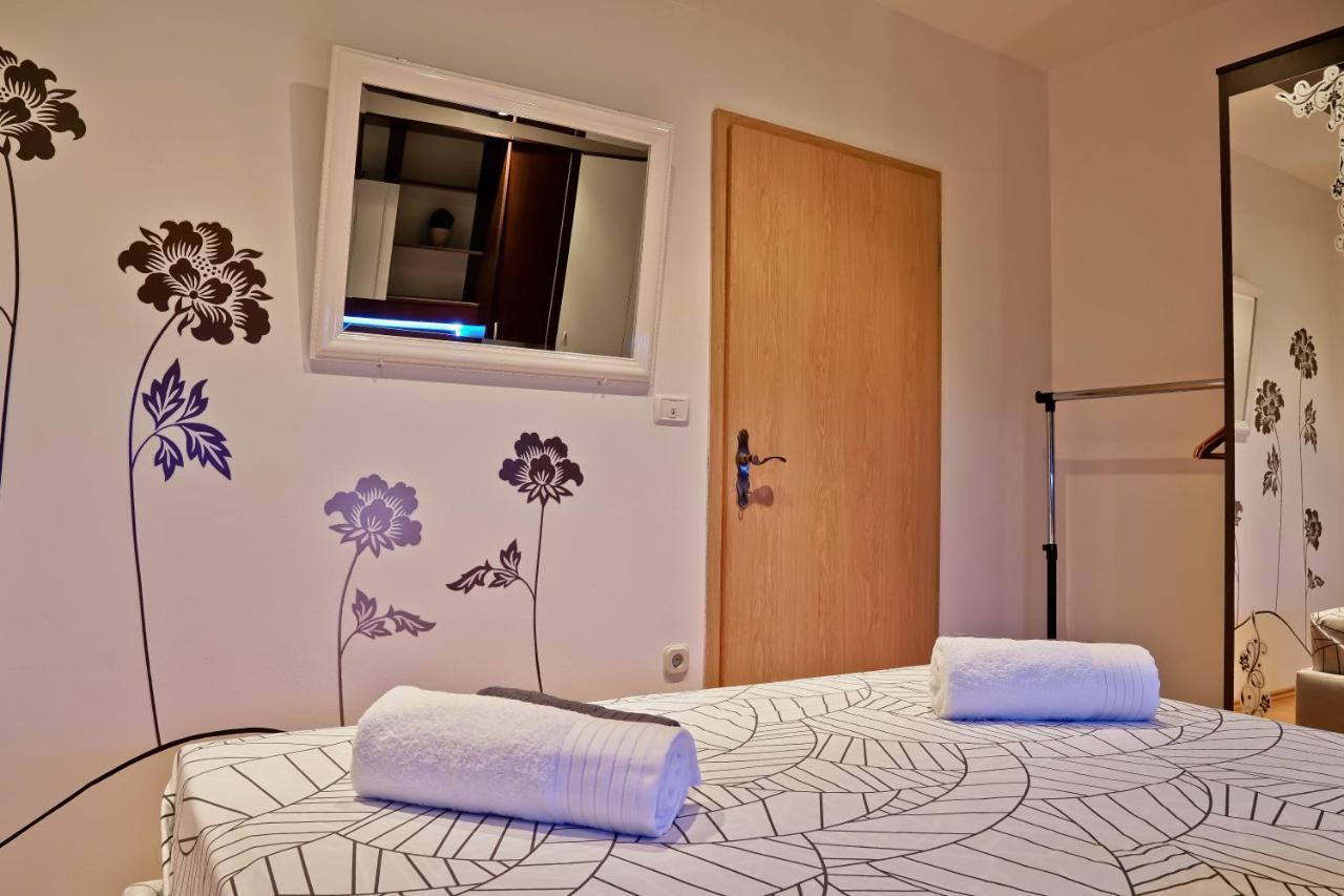 Apartment Suncica PUY Exterior foto