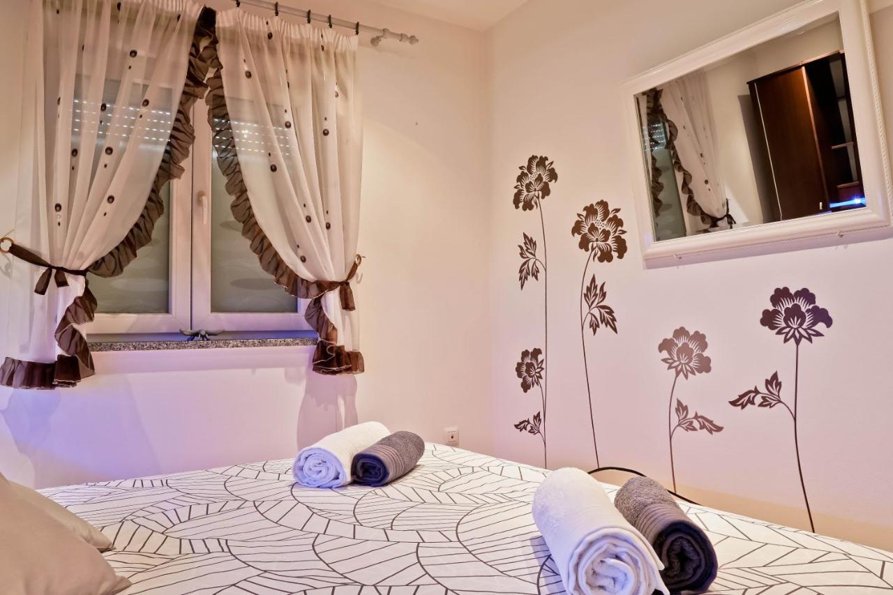 Apartment Suncica PUY Exterior foto