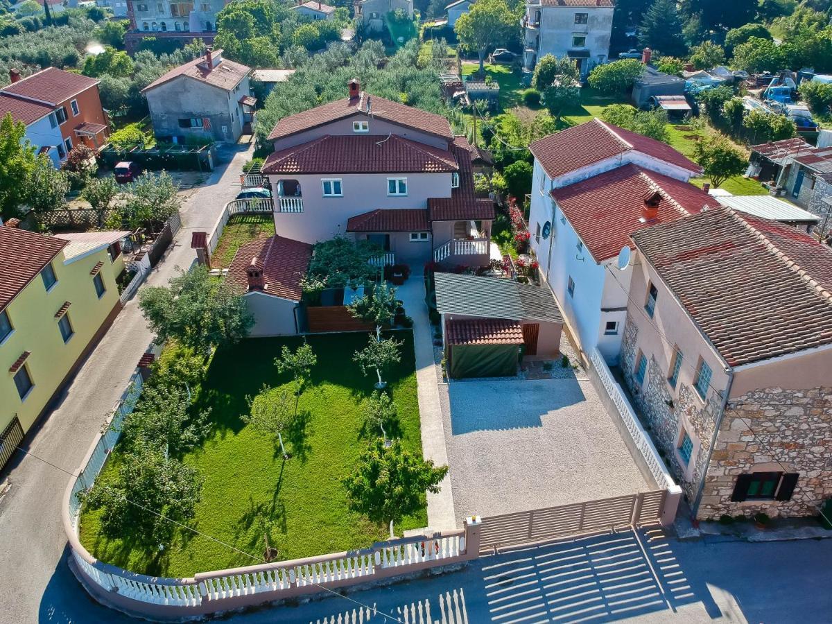 Apartment Suncica PUY Exterior foto
